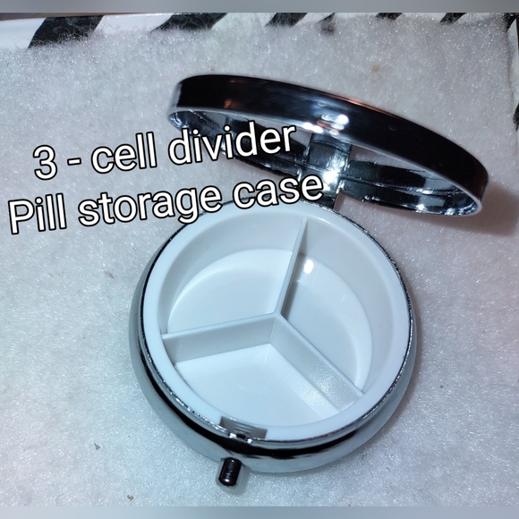 Round Mini Floral Pill Box Case - Picture 6 of 14